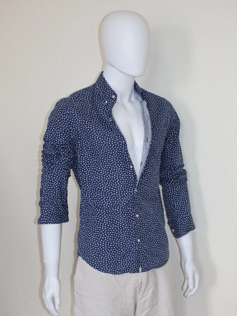 Vintage J Crew Floral Print Summer Shirt with a Slim Fit